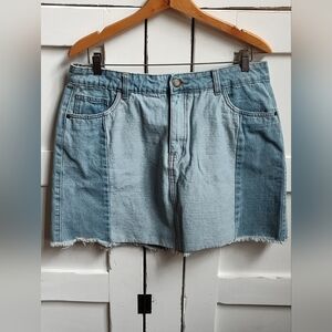Women's C & V Chelsea & Violet Colorblock Blue Denim Mini Skirt | 30